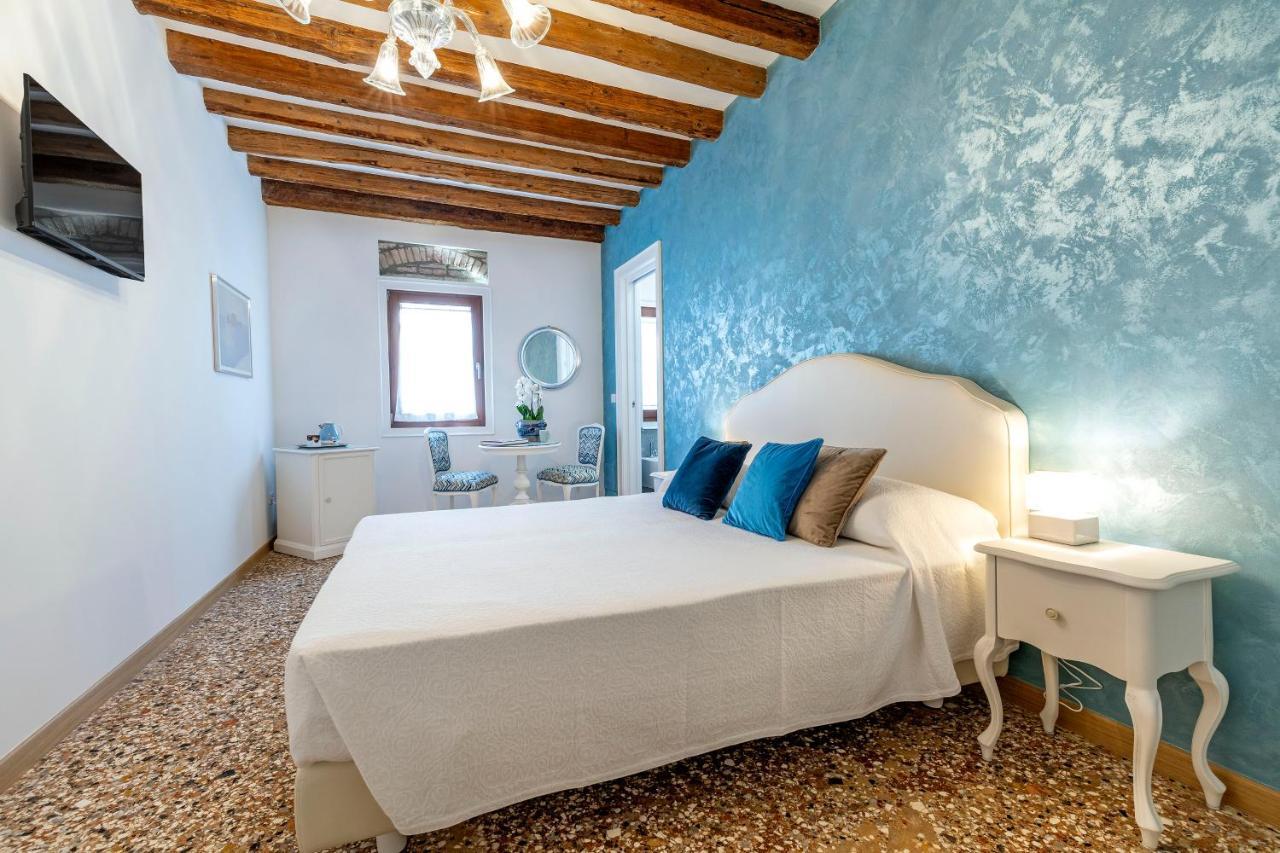 ホテル Residenza San Silvestro ヴェネツィア エクステリア 写真